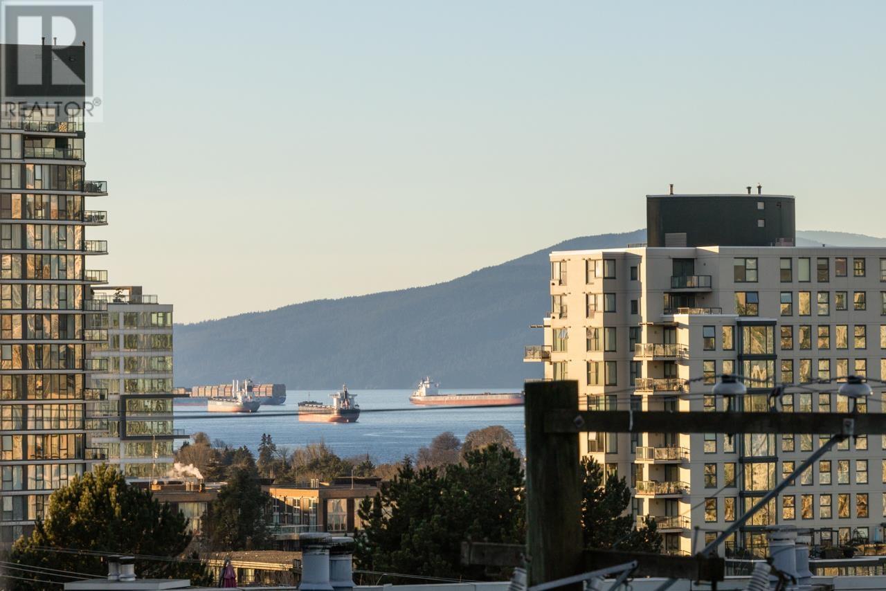 Listing Picture 25 of 29 : 302 1235 W BROADWAY, Vancouver / 溫哥華 - 魯藝地產 Yvonne Lu Group - MLS Medallion Club Member