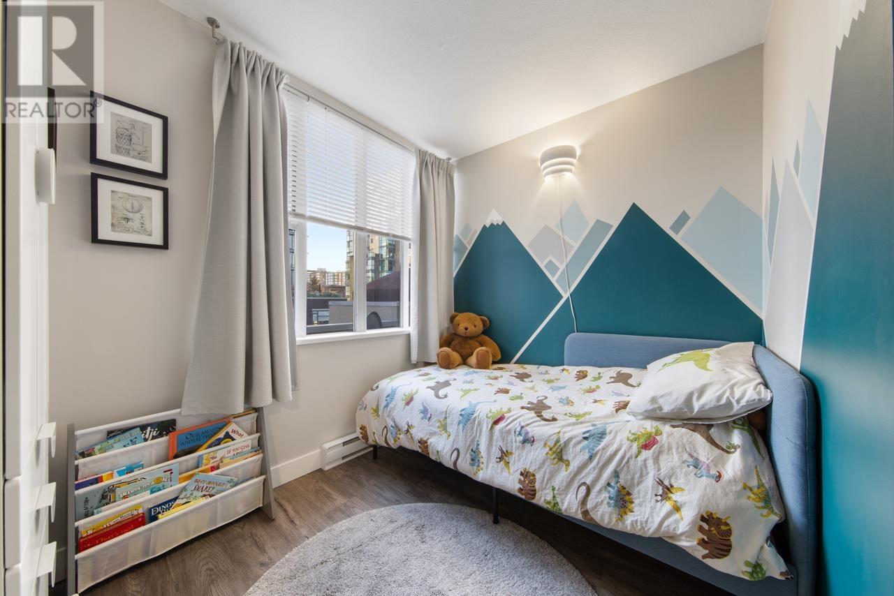 Listing Picture 21 of 29 : 302 1235 W BROADWAY, Vancouver / 溫哥華 - 魯藝地產 Yvonne Lu Group - MLS Medallion Club Member