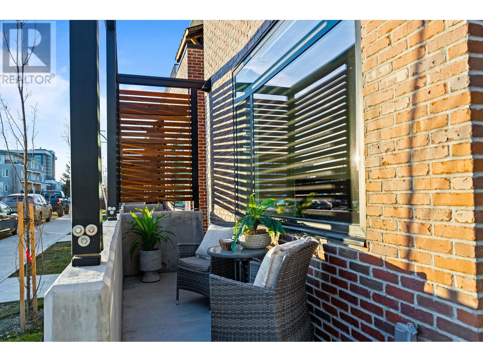 Property at 1228 Pacific Avenue image 3