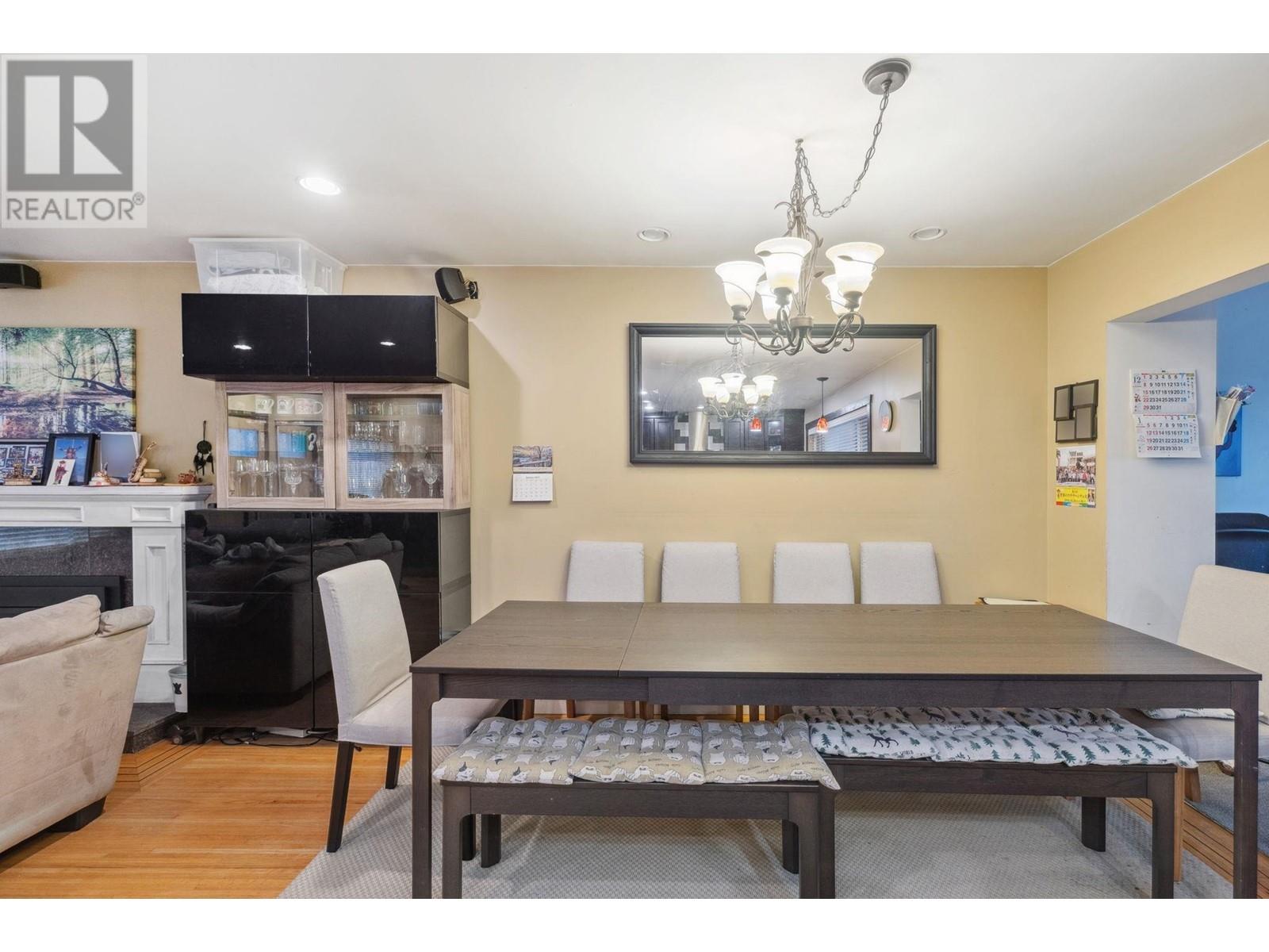 5745 Laurel Street, Burnaby, British Columbia  V5G 1N4 - Photo 20 - R2961061