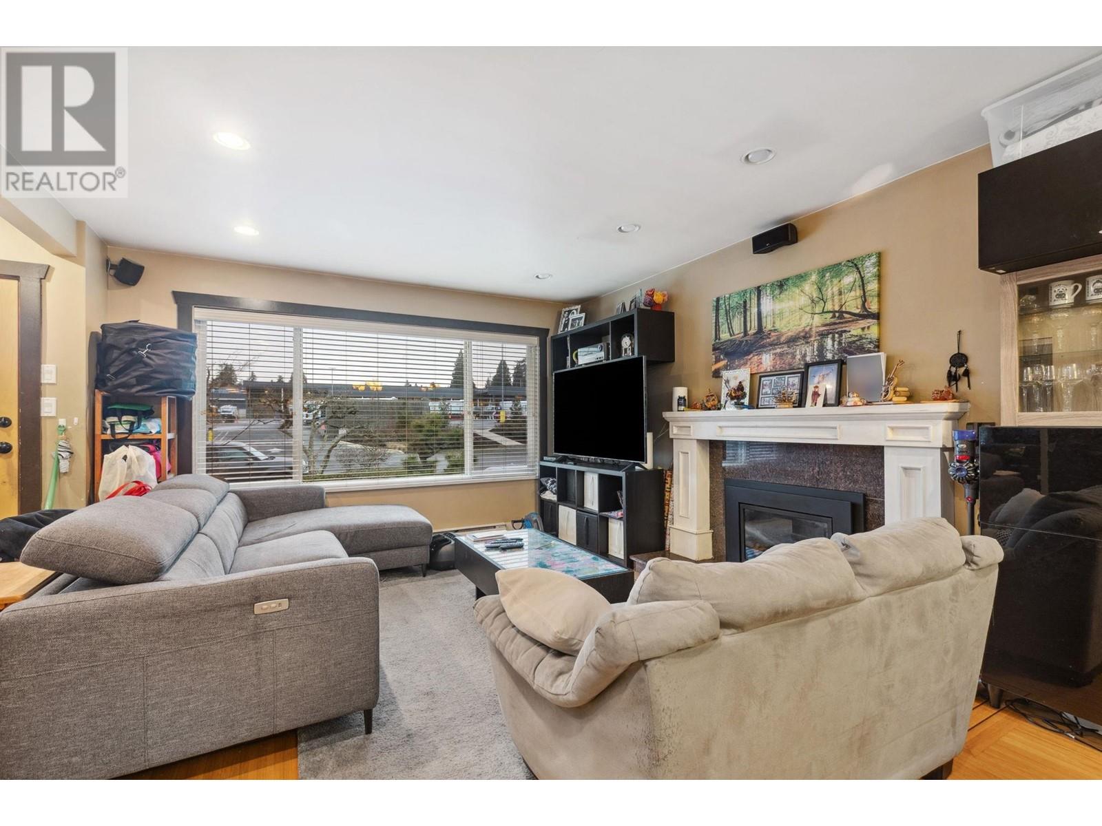 5745 Laurel Street, Burnaby, British Columbia  V5G 1N4 - Photo 22 - R2961061