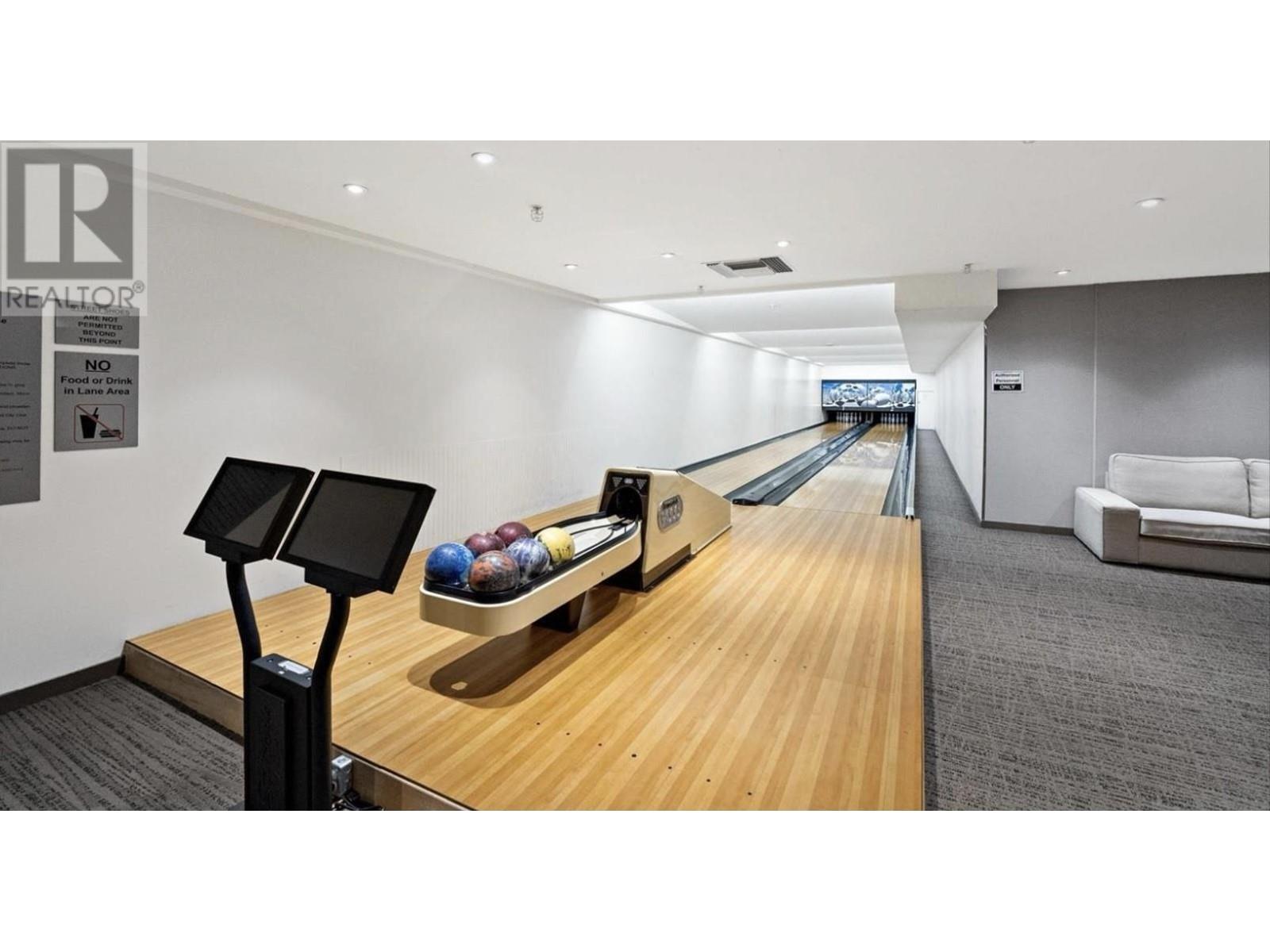 Listing Picture 34 of 40 : 802 33 SMITHE STREET, Vancouver / 溫哥華 - 魯藝地產 Yvonne Lu Group - MLS Medallion Club Member