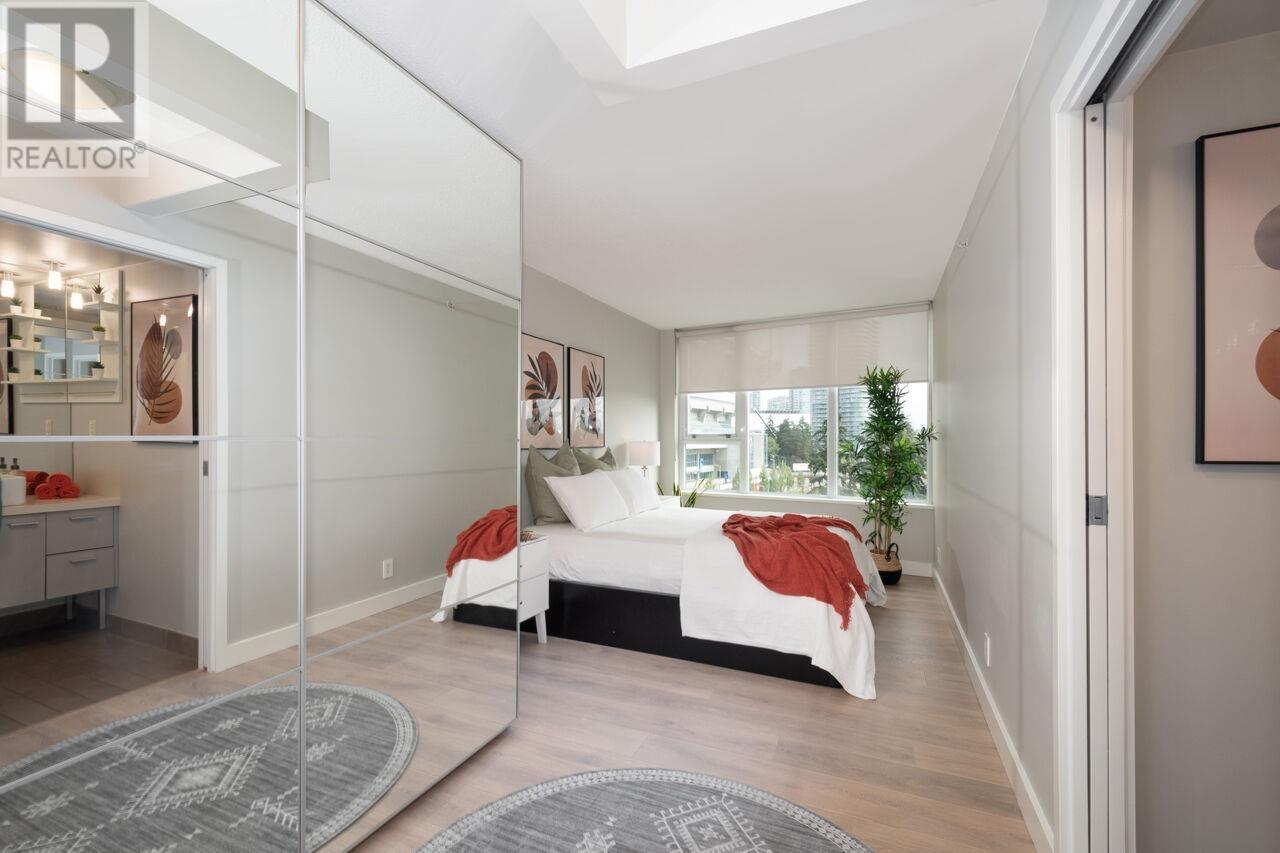 Listing Picture 21 of 40 : 802 33 SMITHE STREET, Vancouver / 溫哥華 - 魯藝地產 Yvonne Lu Group - MLS Medallion Club Member