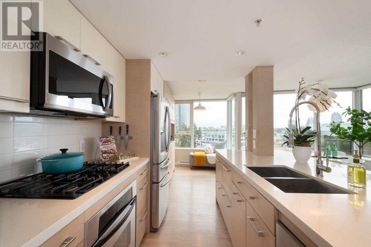 Listing Picture 17 of 40 : 802 33 SMITHE STREET, Vancouver / 溫哥華 - 魯藝地產 Yvonne Lu Group - MLS Medallion Club Member