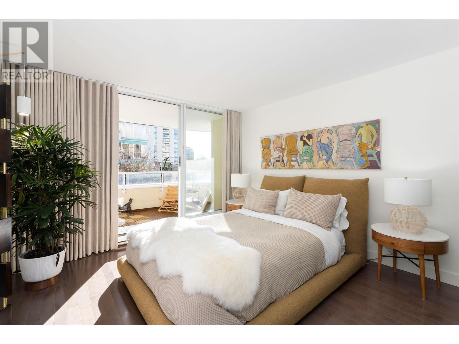 Listing Picture 8 of 31 : 302 1406 HARWOOD STREET, Vancouver / 溫哥華 - 魯藝地產 Yvonne Lu Group - MLS Medallion Club Member