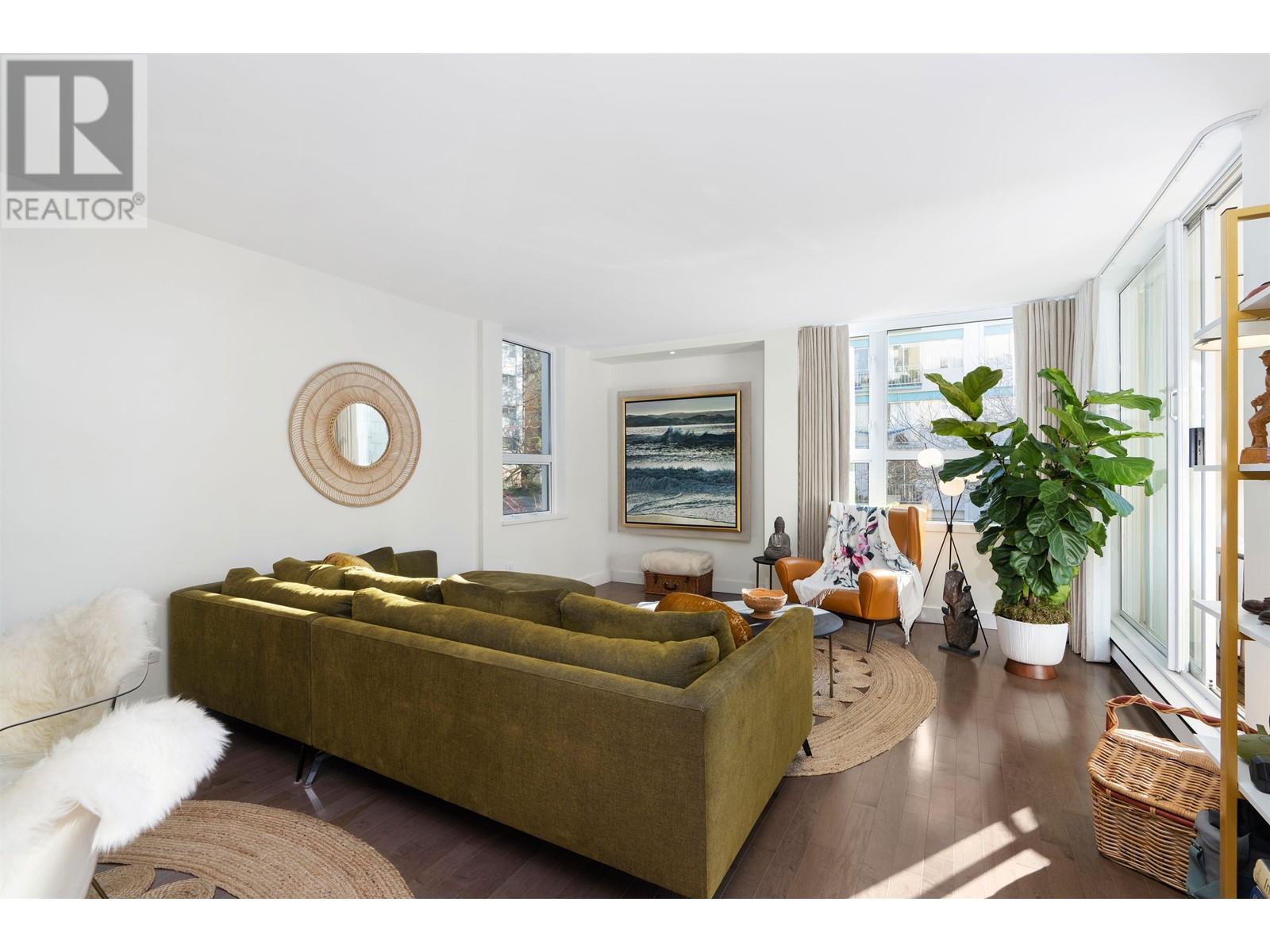 Listing Picture 5 of 31 : 302 1406 HARWOOD STREET, Vancouver / 溫哥華 - 魯藝地產 Yvonne Lu Group - MLS Medallion Club Member