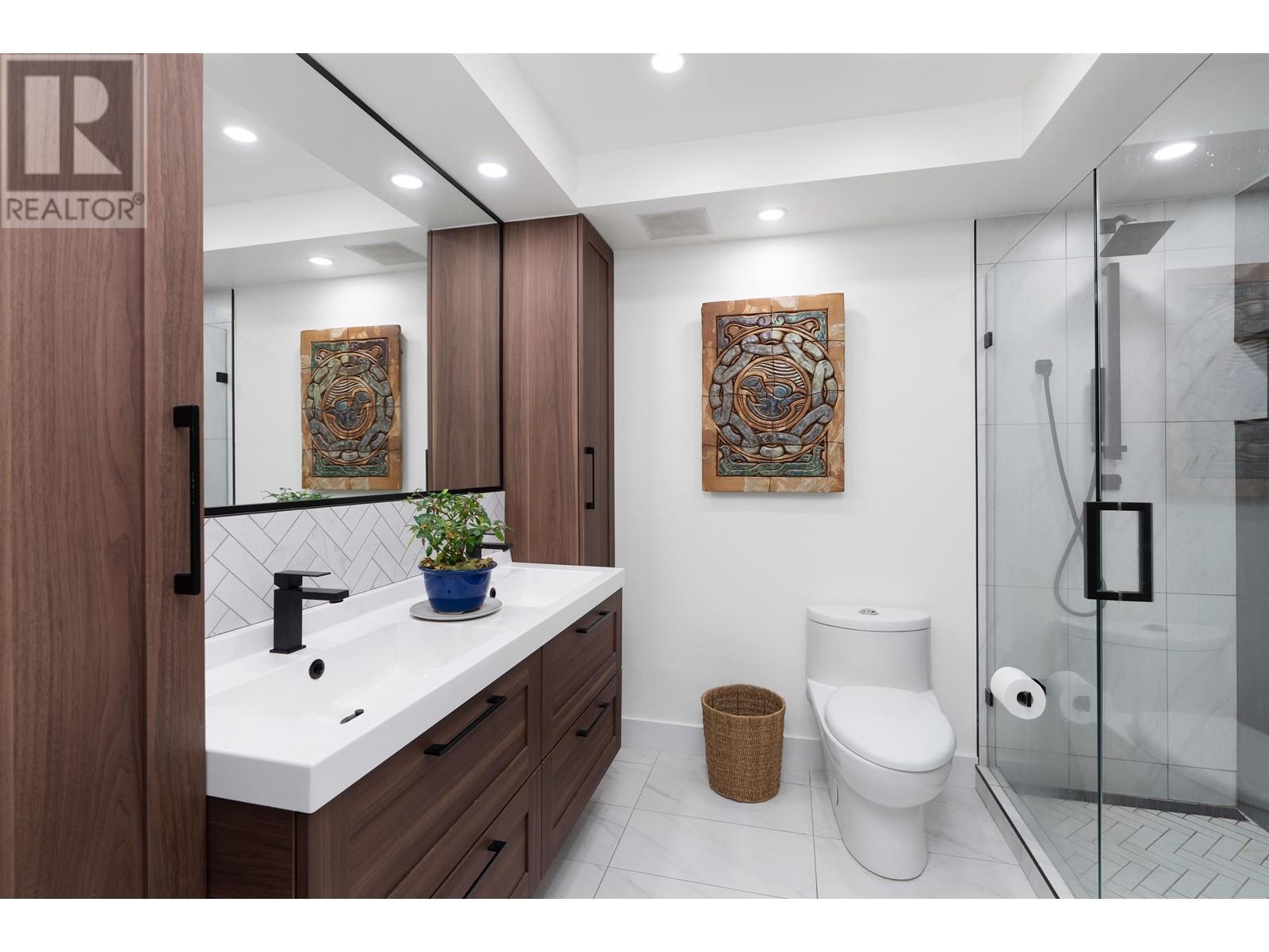 Listing Picture 11 of 31 : 302 1406 HARWOOD STREET, Vancouver / 溫哥華 - 魯藝地產 Yvonne Lu Group - MLS Medallion Club Member