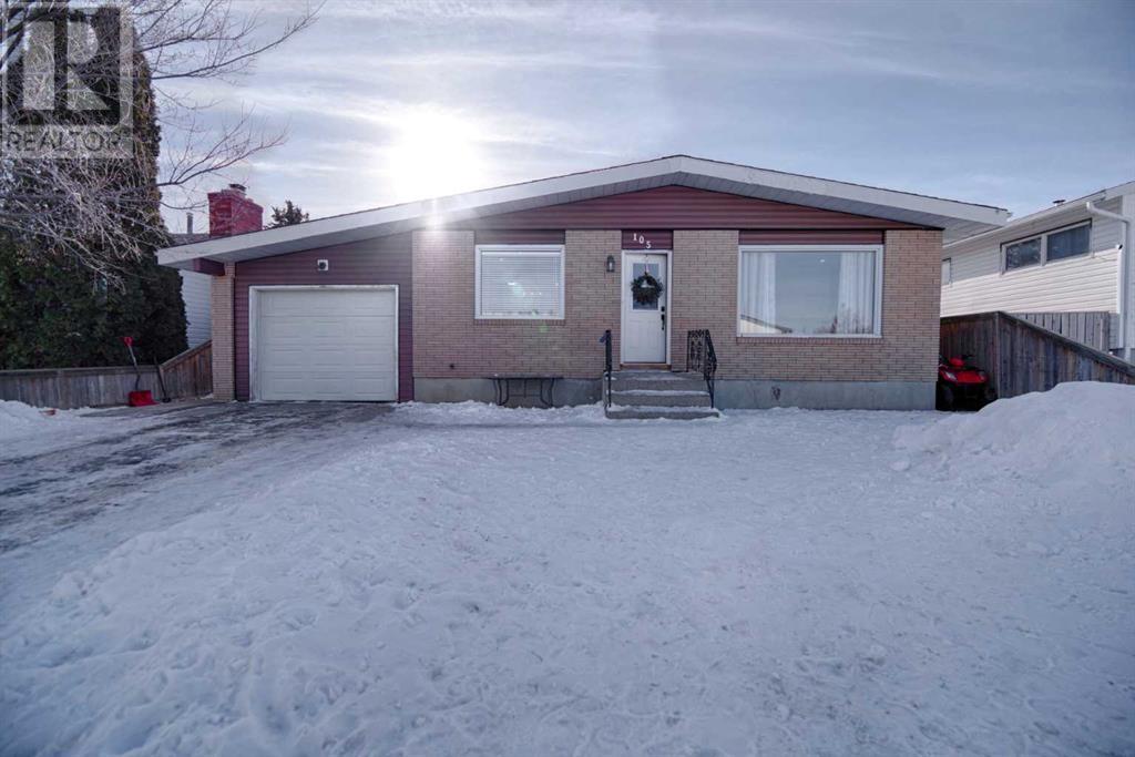 105 2 Avenue E, Bow Island, Alberta  T0K 0G0 - Photo 1 - A2190468