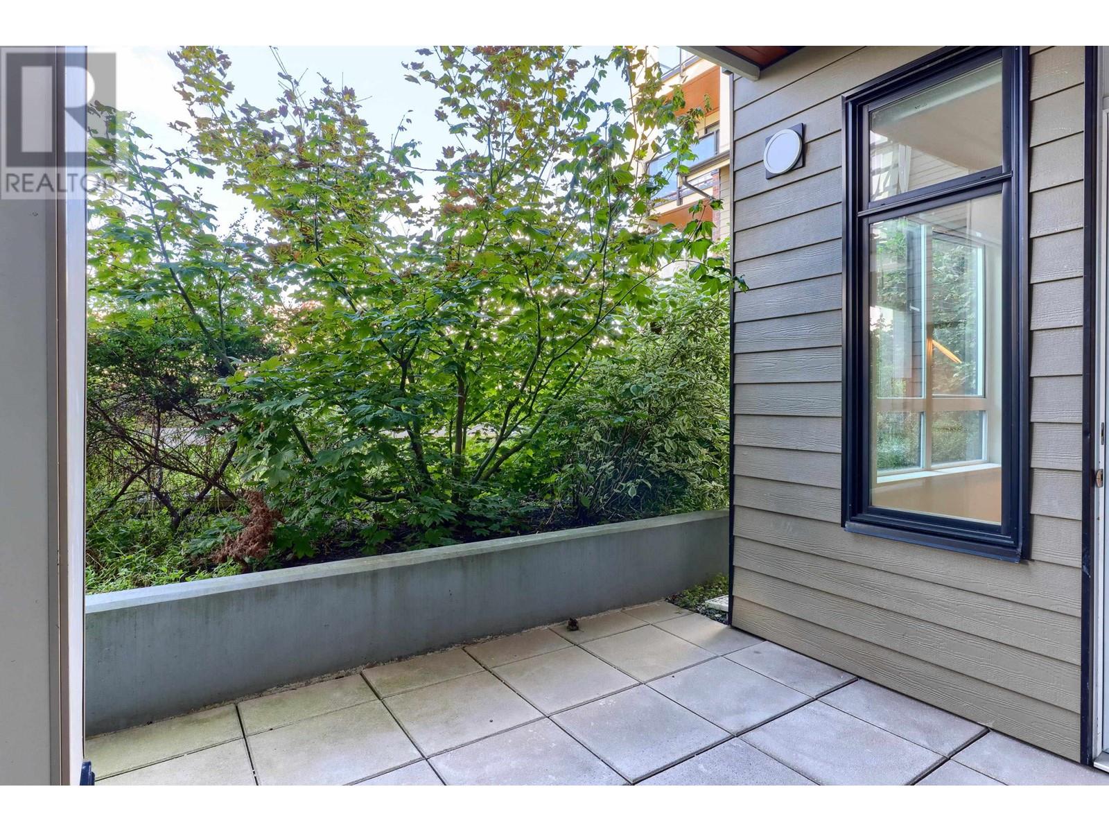 Listing Picture 10 of 35 : 114 4033 MAY DRIVE, Richmond / 烈治文 - 魯藝地產 Yvonne Lu Group - MLS Medallion Club Member