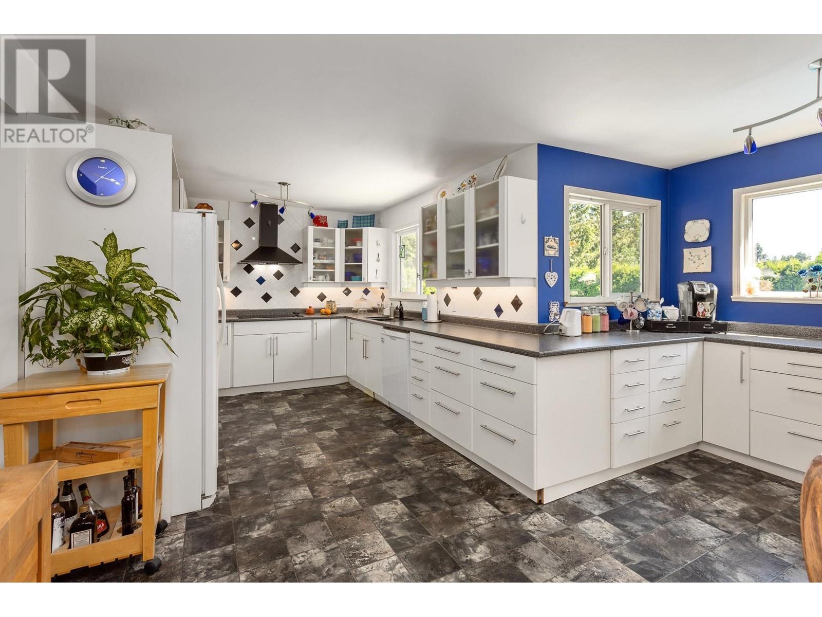 2160 Dorset Avenue, Port Coquitlam, British Columbia  V3B 5B9 - Photo 8 - R2962029