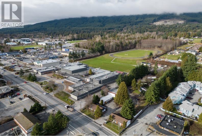 826 GIBSONS WAY, gibsons, British Columbia V0N2W1