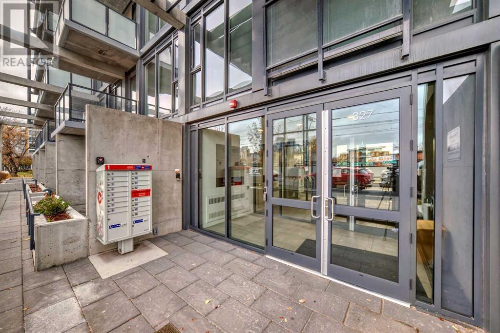 Property at 903, 327 9A Street NW image 3