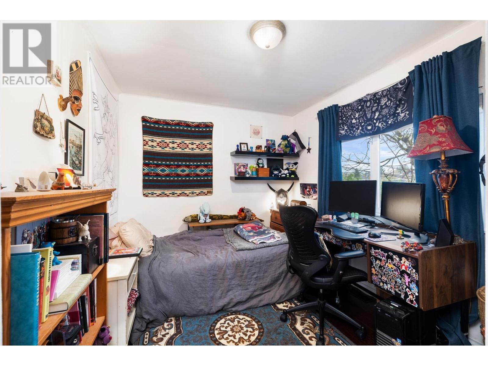 Listing Picture 11 of 28 : 1830 E 1ST AVENUE, Vancouver / 溫哥華 - 魯藝地產 Yvonne Lu Group - MLS Medallion Club Member