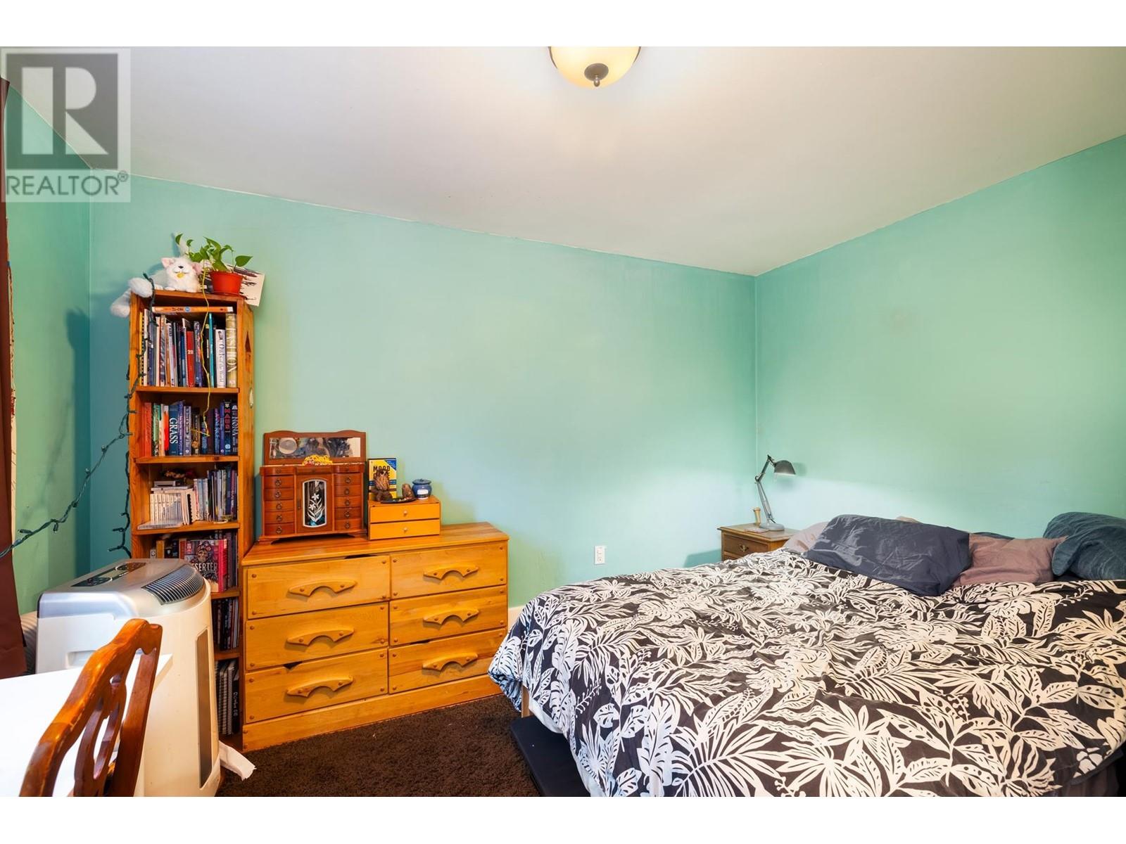 Listing Picture 14 of 28 : 1830 E 1ST AVENUE, Vancouver / 溫哥華 - 魯藝地產 Yvonne Lu Group - MLS Medallion Club Member