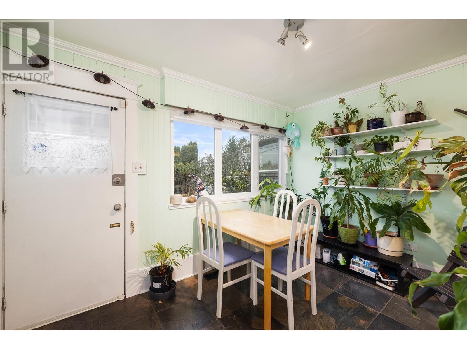 Listing Picture 9 of 28 : 1830 E 1ST AVENUE, Vancouver / 溫哥華 - 魯藝地產 Yvonne Lu Group - MLS Medallion Club Member