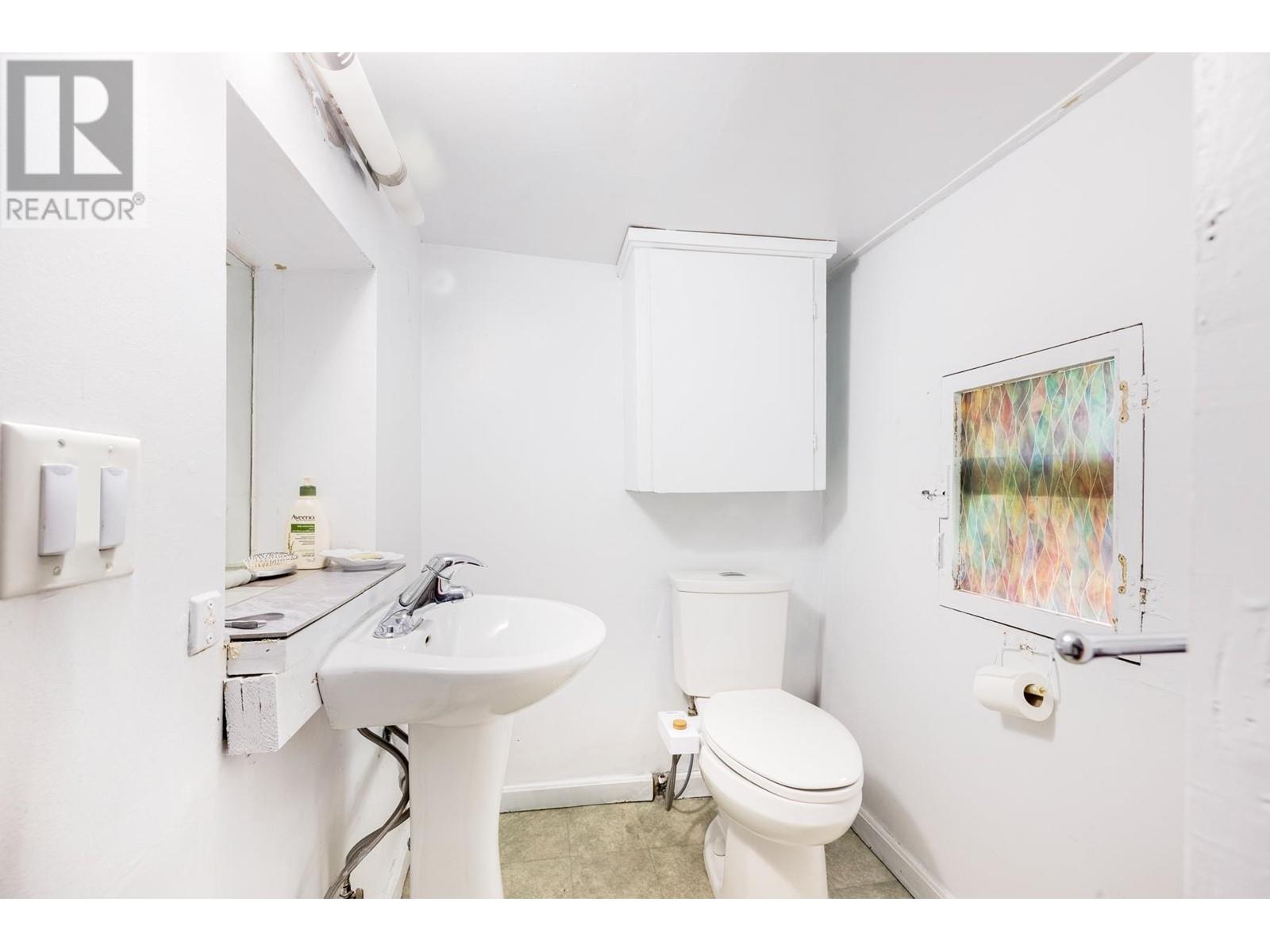 Listing Picture 25 of 28 : 1830 E 1ST AVENUE, Vancouver / 溫哥華 - 魯藝地產 Yvonne Lu Group - MLS Medallion Club Member