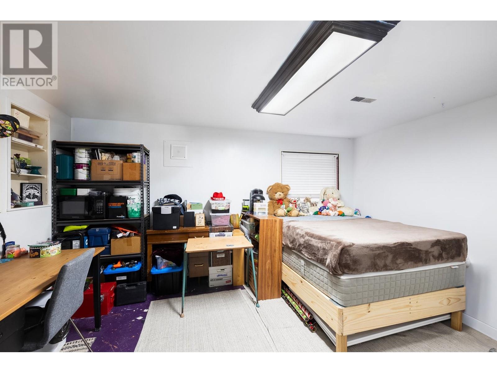 Listing Picture 23 of 28 : 1830 E 1ST AVENUE, Vancouver / 溫哥華 - 魯藝地產 Yvonne Lu Group - MLS Medallion Club Member