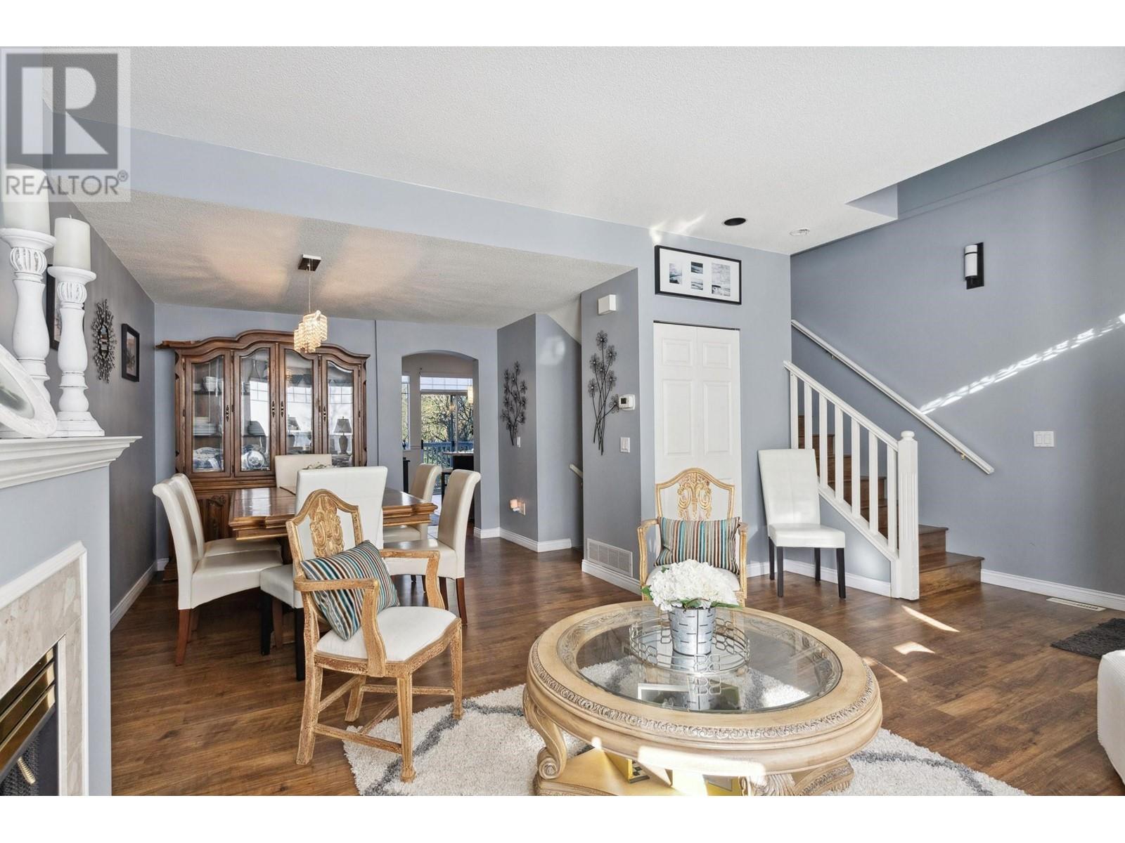 3 7501 Cumberland Street, Burnaby, British Columbia  V3N 4Y6 - Photo 4 - R2960908
