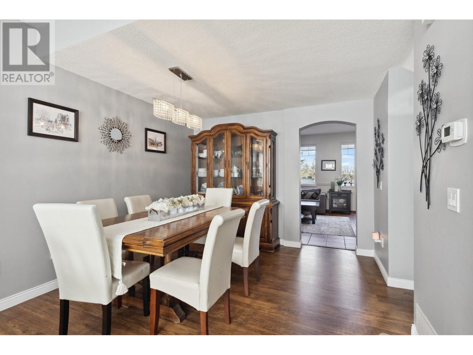 3 7501 Cumberland Street, Burnaby, British Columbia  V3N 4Y6 - Photo 5 - R2960908