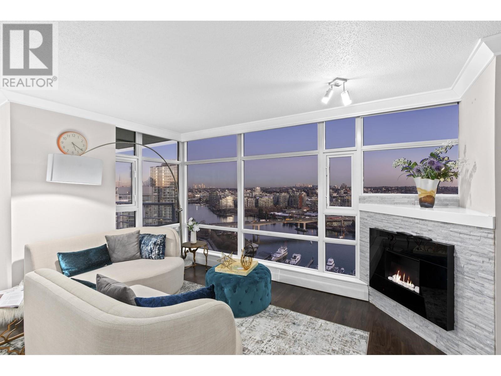 Listing Picture 2 of 31 : 3002 1199 MARINASIDE CRESCENT, Vancouver / 溫哥華 - 魯藝地產 Yvonne Lu Group - MLS Medallion Club Member