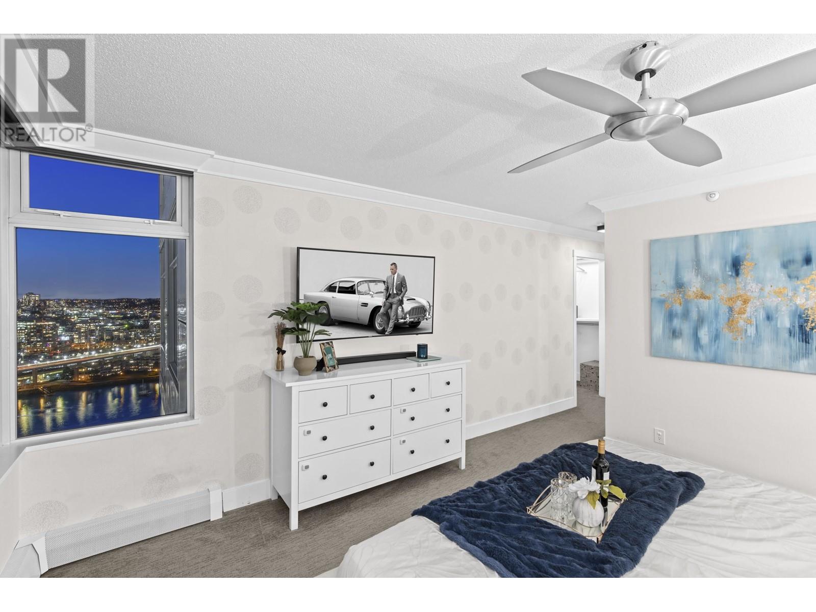 Listing Picture 17 of 31 : 3002 1199 MARINASIDE CRESCENT, Vancouver / 溫哥華 - 魯藝地產 Yvonne Lu Group - MLS Medallion Club Member