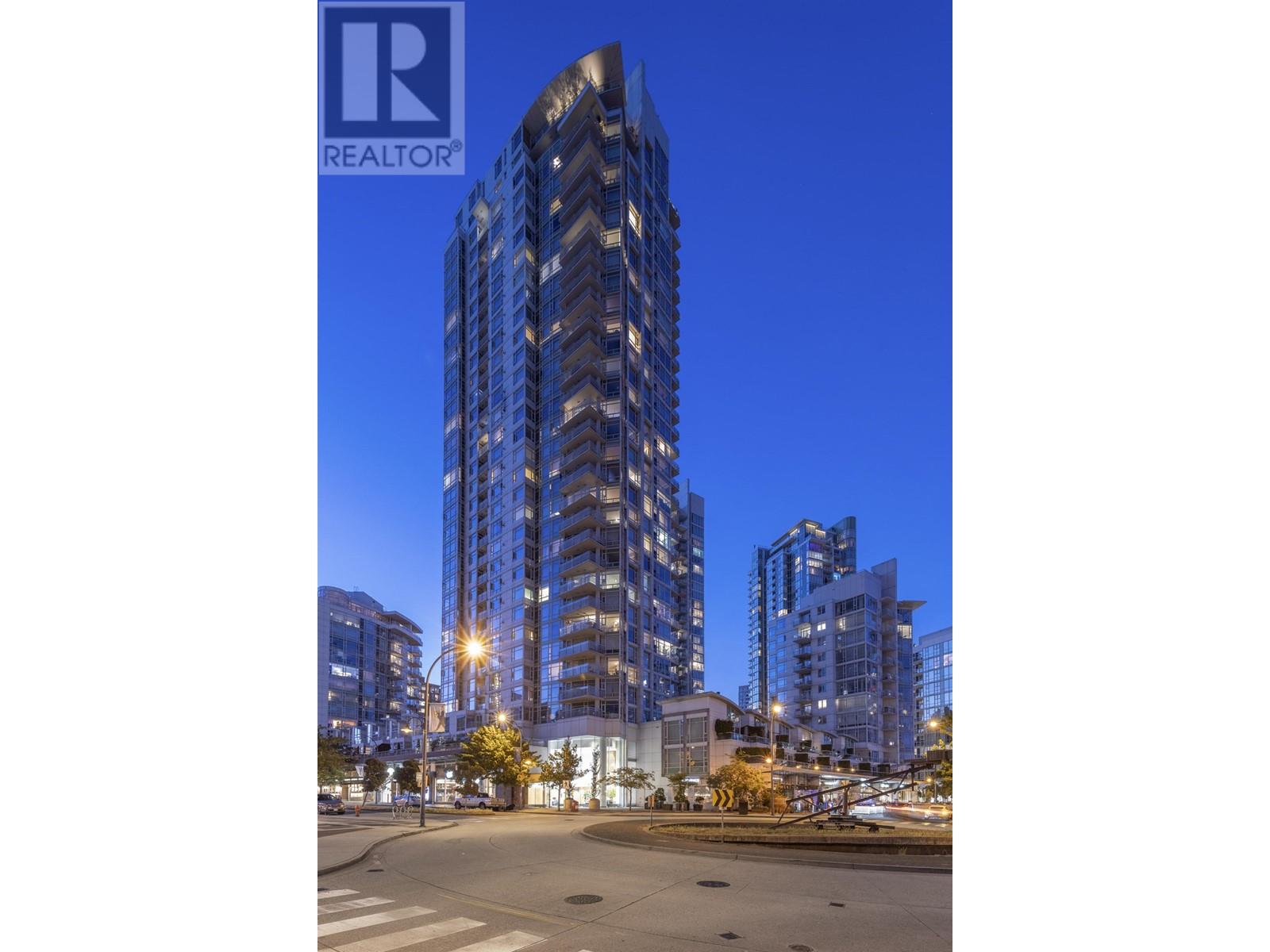 Listing Picture 28 of 31 : 3002 1199 MARINASIDE CRESCENT, Vancouver / 溫哥華 - 魯藝地產 Yvonne Lu Group - MLS Medallion Club Member