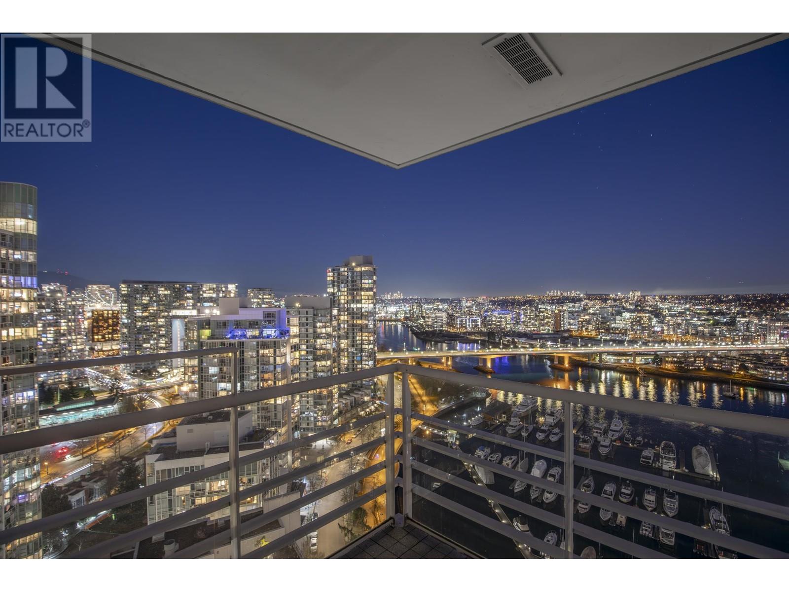 Listing Picture 25 of 31 : 3002 1199 MARINASIDE CRESCENT, Vancouver / 溫哥華 - 魯藝地產 Yvonne Lu Group - MLS Medallion Club Member