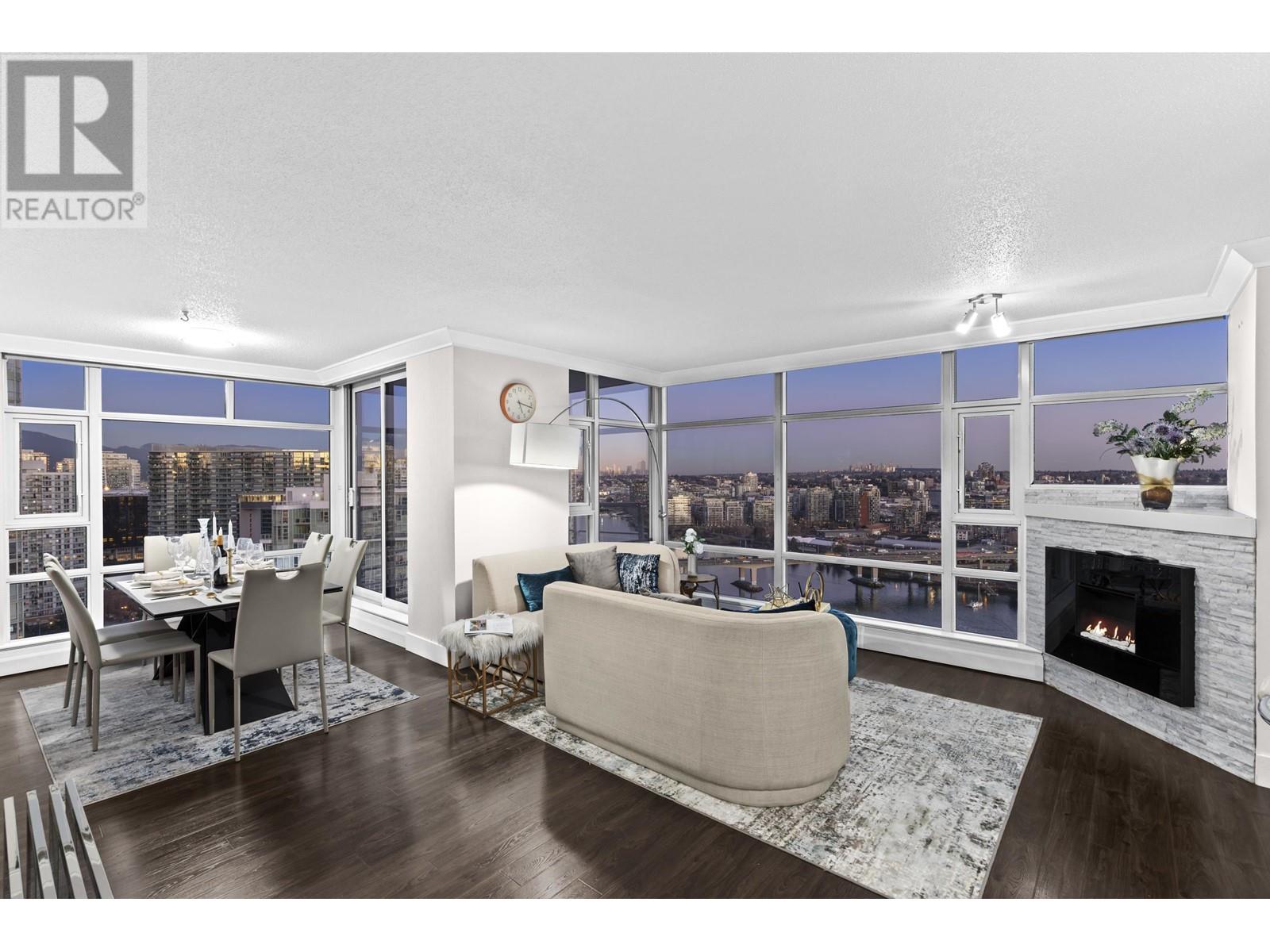 Listing Picture 3 of 31 : 3002 1199 MARINASIDE CRESCENT, Vancouver / 溫哥華 - 魯藝地產 Yvonne Lu Group - MLS Medallion Club Member