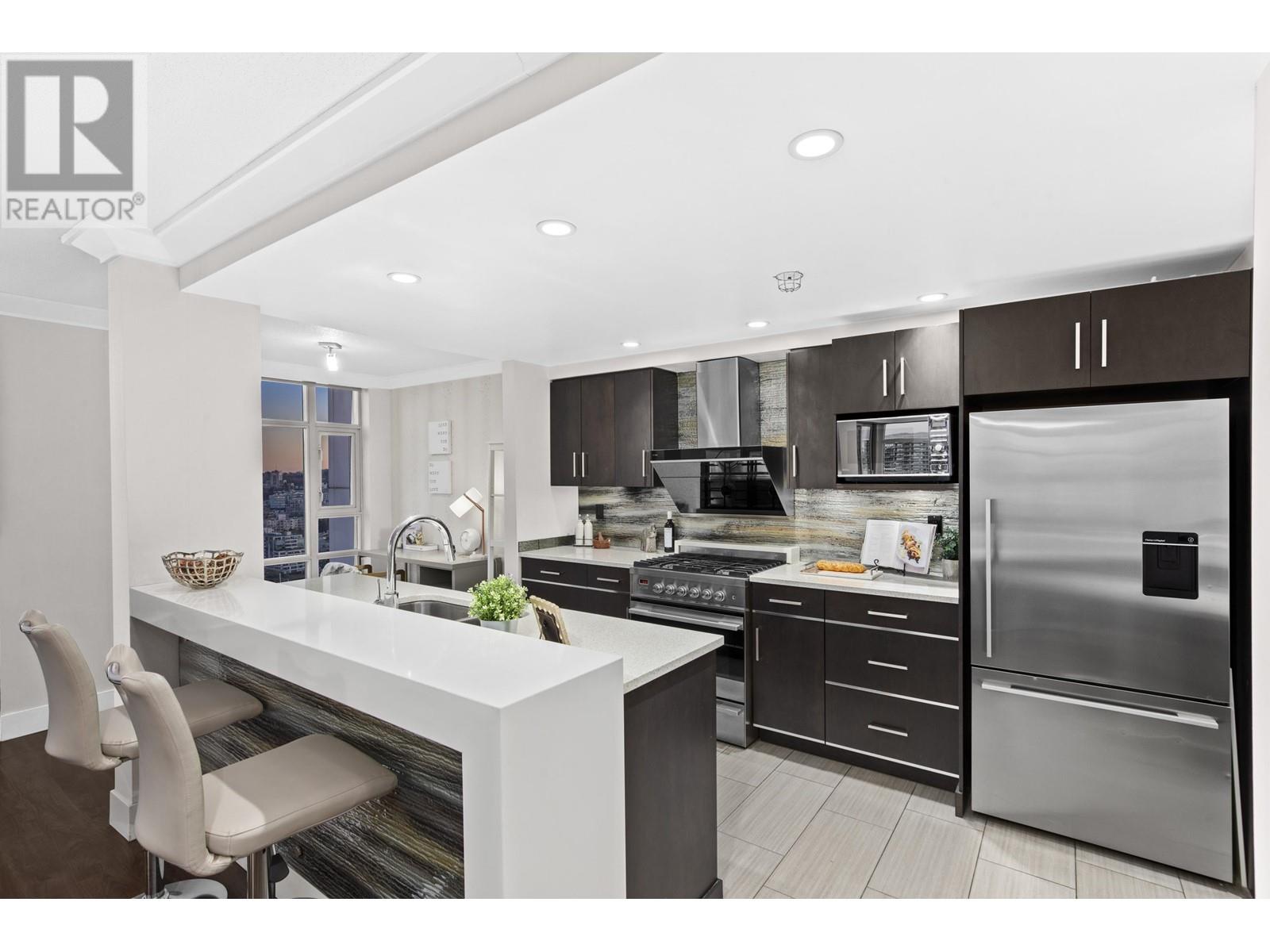 Listing Picture 11 of 31 : 3002 1199 MARINASIDE CRESCENT, Vancouver / 溫哥華 - 魯藝地產 Yvonne Lu Group - MLS Medallion Club Member