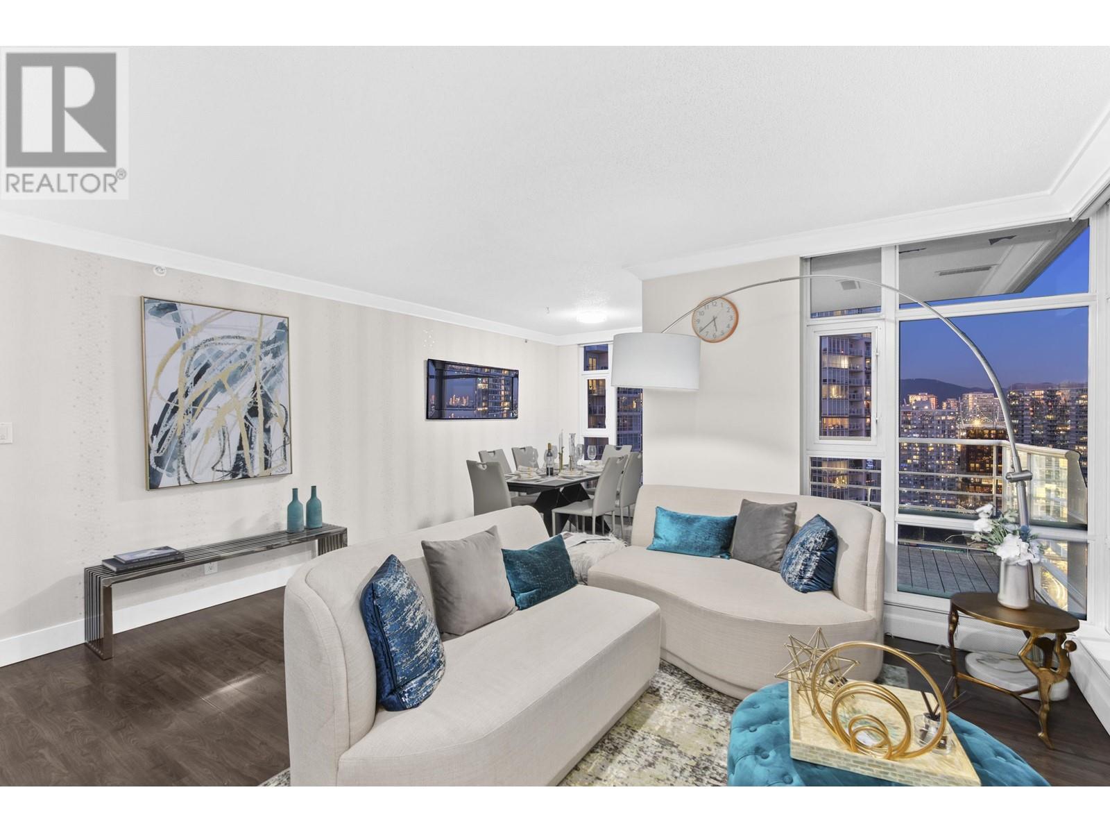 Listing Picture 13 of 31 : 3002 1199 MARINASIDE CRESCENT, Vancouver / 溫哥華 - 魯藝地產 Yvonne Lu Group - MLS Medallion Club Member