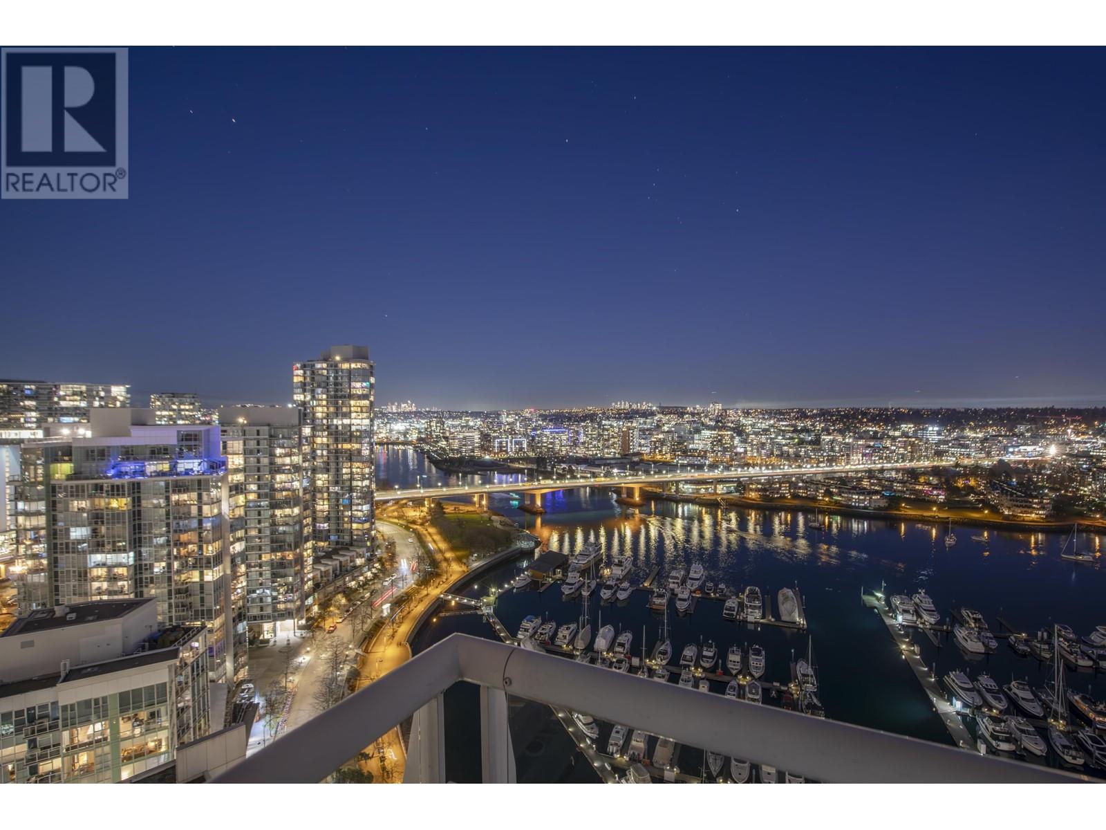 Listing Picture 26 of 31 : 3002 1199 MARINASIDE CRESCENT, Vancouver / 溫哥華 - 魯藝地產 Yvonne Lu Group - MLS Medallion Club Member