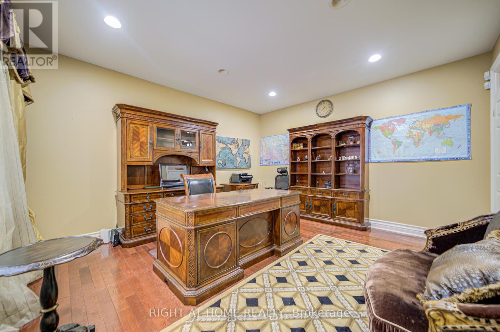 49 Arjay Crescent, Toronto (Bridle Path-Sunnybrook-York Mills), Ontario  M2L 1C6 - Photo 11 - C11948301