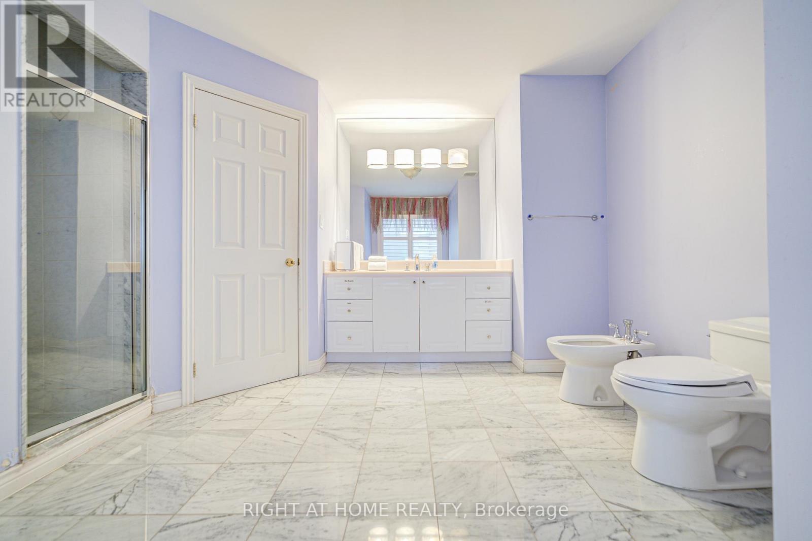 49 Arjay Crescent, Toronto (Bridle Path-Sunnybrook-York Mills), Ontario  M2L 1C6 - Photo 33 - C11948301