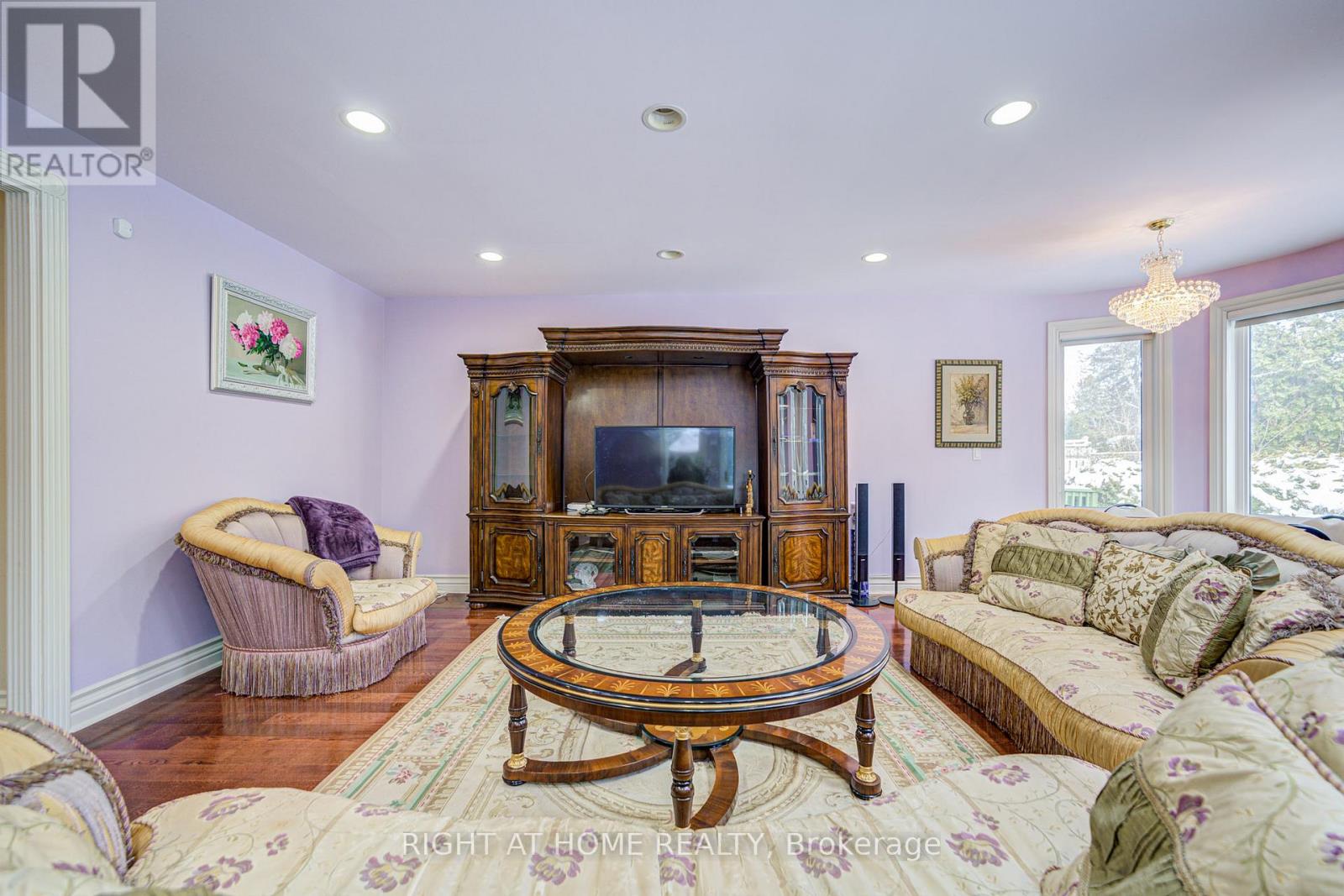 49 Arjay Crescent, Toronto (Bridle Path-Sunnybrook-York Mills), Ontario  M2L 1C6 - Photo 8 - C11948301