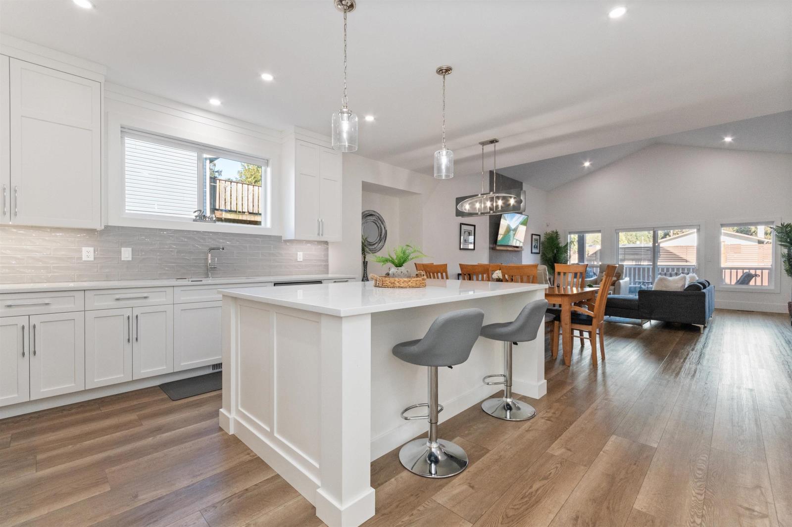 63711 Rosewood Avenue, Hope, Hope, British Columbia V0X 1L2 - Photo 6 - R2961846