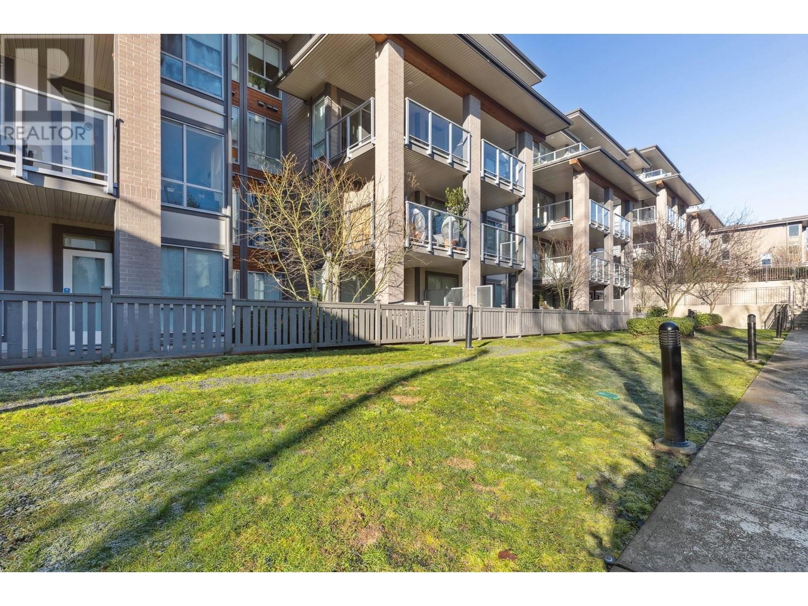 Listing Picture 21 of 30 : 116 5460 BROADWAY, Burnaby / 本拿比 - 魯藝地產 Yvonne Lu Group - MLS Medallion Club Member