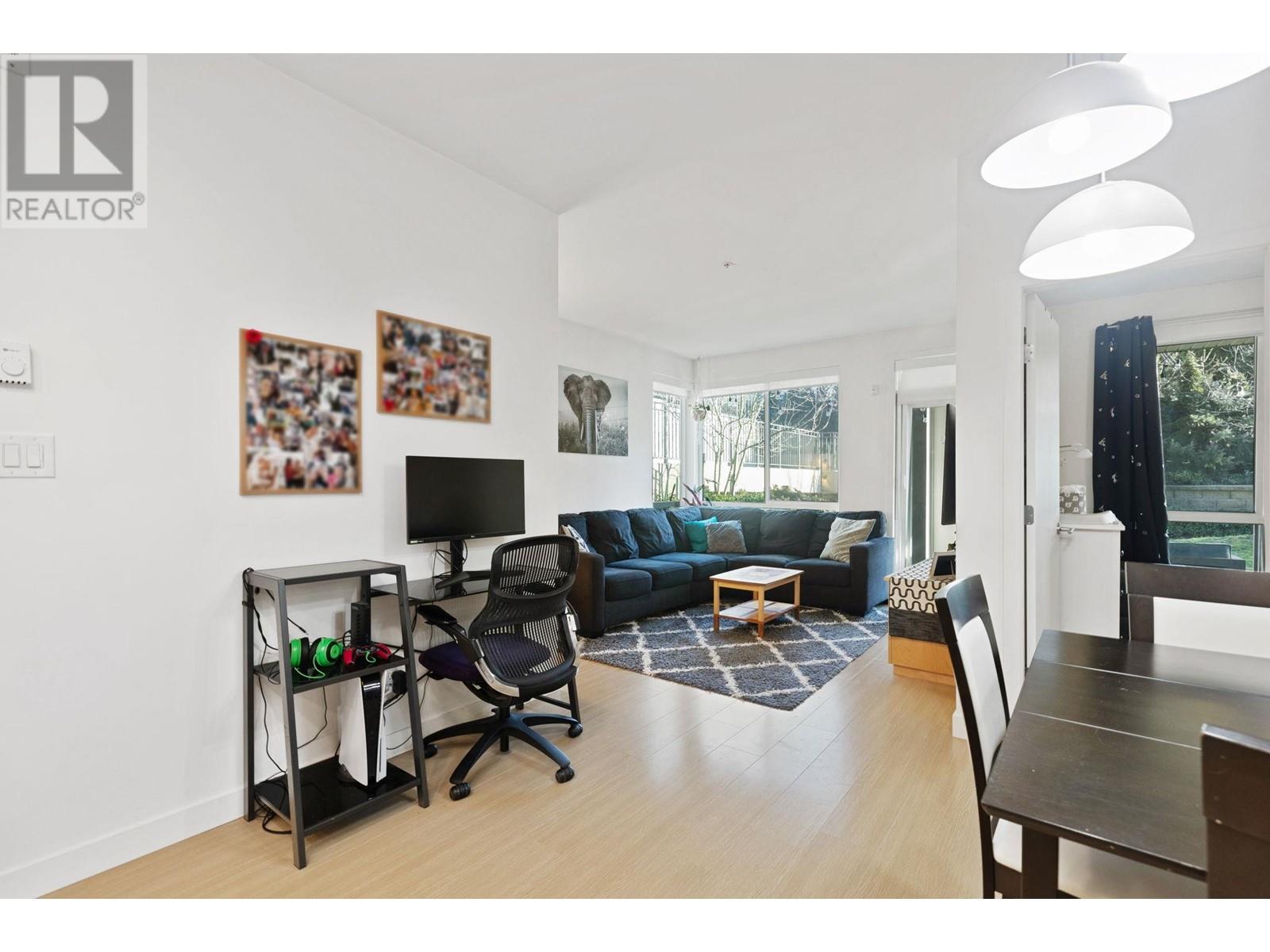 Listing Picture 13 of 30 : 116 5460 BROADWAY, Burnaby / 本拿比 - 魯藝地產 Yvonne Lu Group - MLS Medallion Club Member