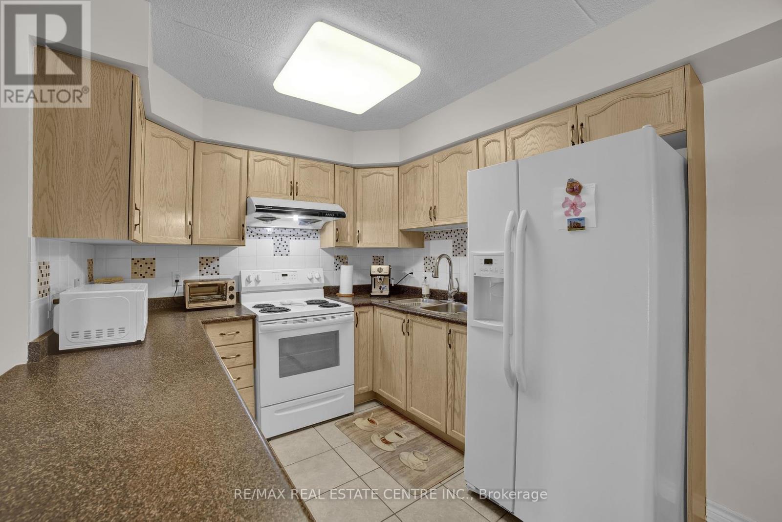 15 - 2333 Walkers Line, Burlington, Ontario  L7M 4T1 - Photo 7 - W11948358