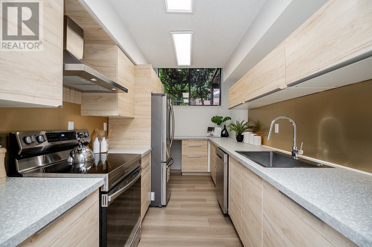 434 Cambridge Way, Port Moody, British Columbia  V3H 3V2 - Photo 10 - R2961611