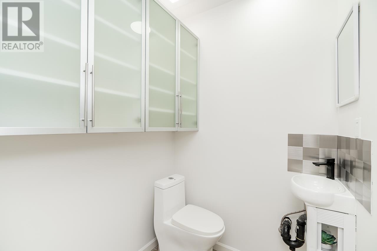 434 Cambridge Way, Port Moody, British Columbia  V3H 3V2 - Photo 13 - R2961611