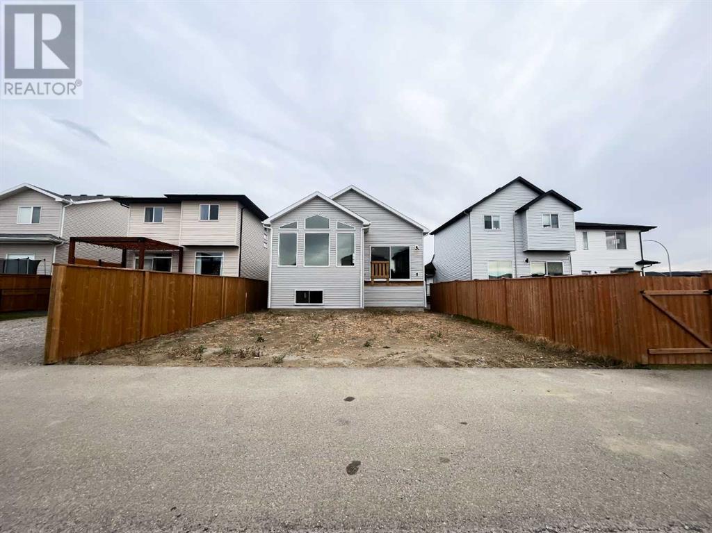 10 Goldenrod Place W, Lethbridge, Alberta  T1J 5W9 - Photo 11 - A2178738