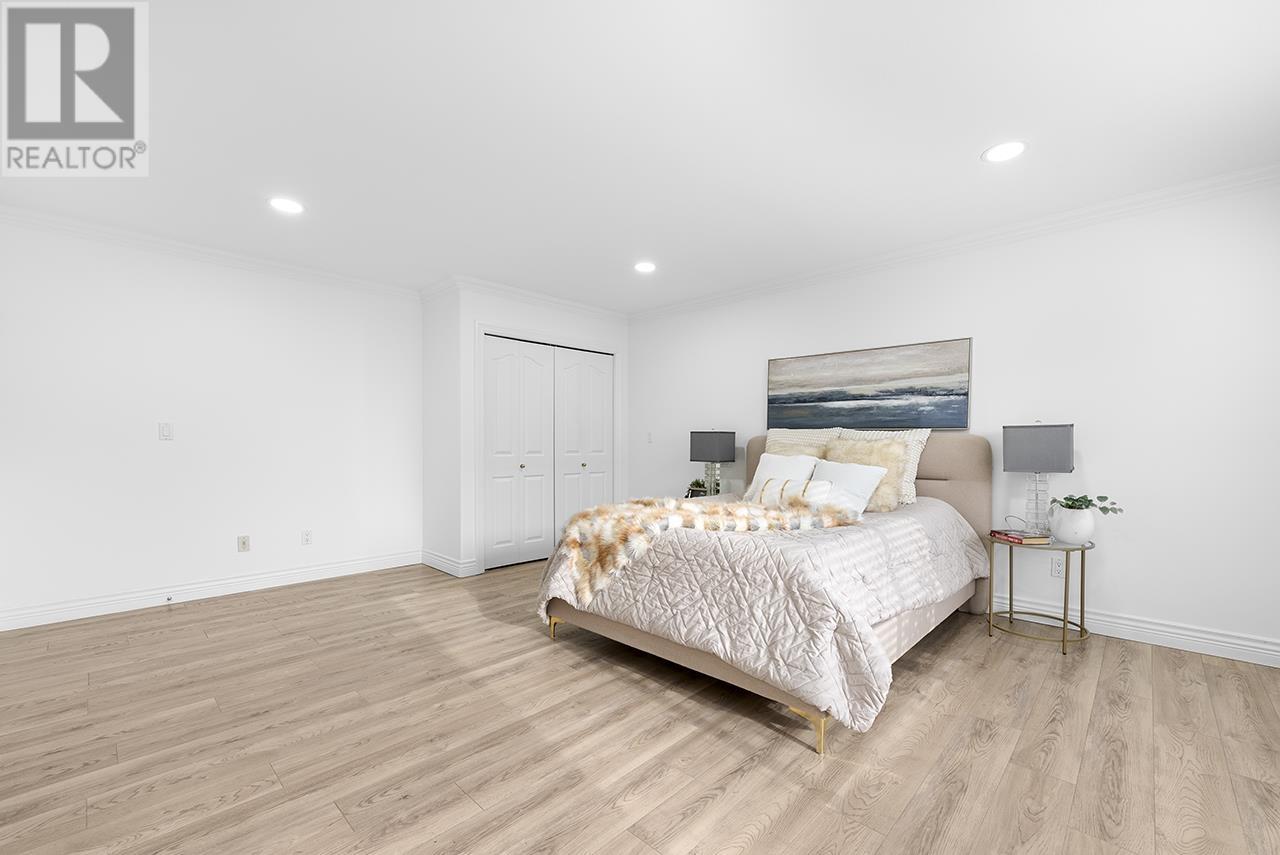 Listing Picture 15 of 39 : 3920 PACEMORE AVENUE, Richmond / 烈治文 - 魯藝地產 Yvonne Lu Group - MLS Medallion Club Member