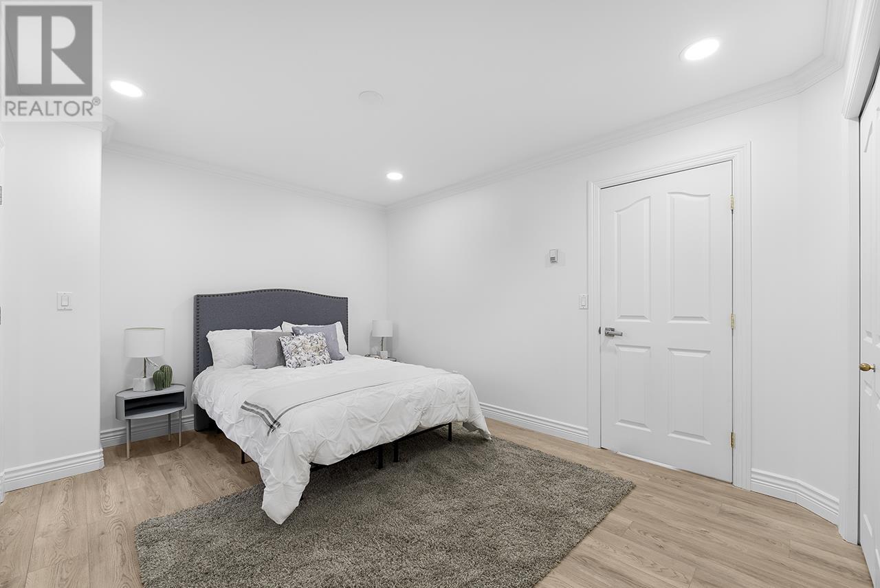 Listing Picture 19 of 39 : 3920 PACEMORE AVENUE, Richmond / 烈治文 - 魯藝地產 Yvonne Lu Group - MLS Medallion Club Member