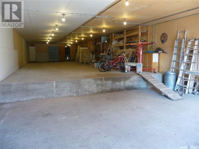 104 2nd Avenue W, Biggar, Saskatchewan  S0K 0M0 - Photo 30 - SK993893