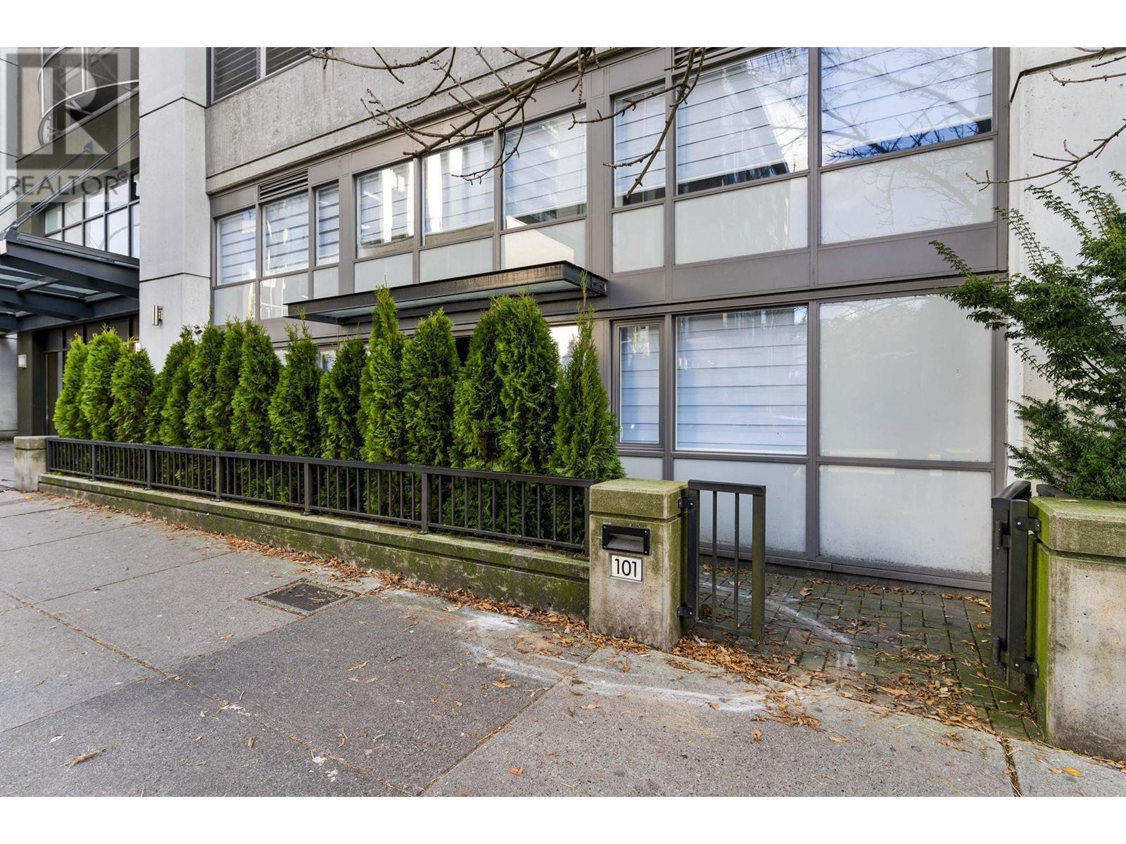101 892 Carnarvon Street, New Westminster, British Columbia  V3M 0C5 - Photo 2 - C8066232