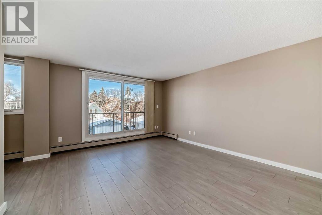 303, 310 4 Avenue Ne, Calgary, Alberta  T2E 0J3 - Photo 3 - A2182254