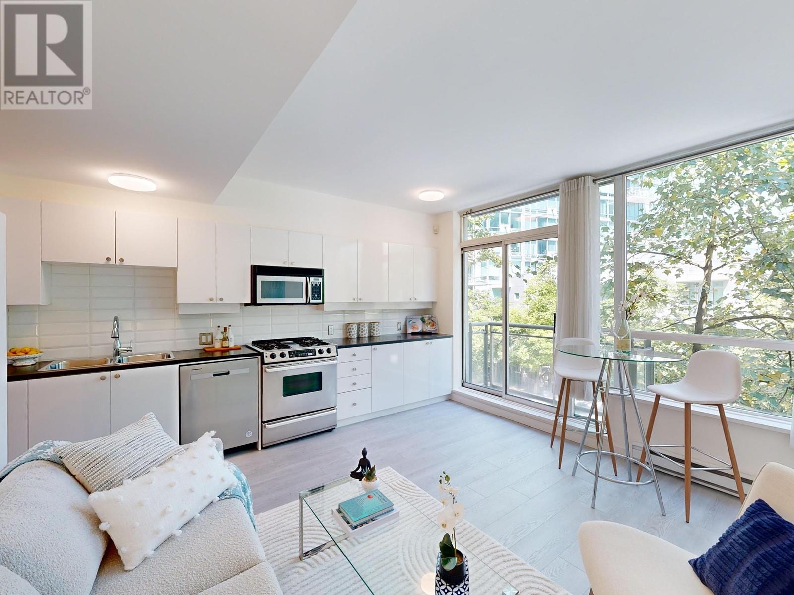 308 1478 W HASTINGS STREET, vancouver, British Columbia
