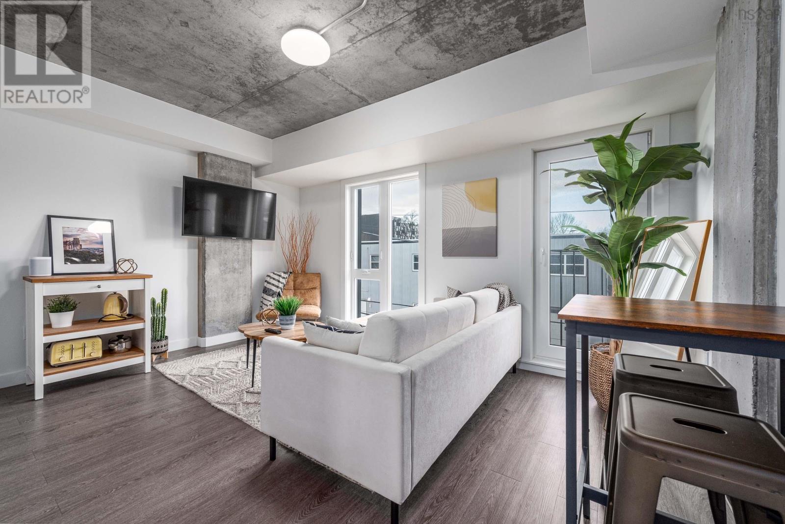 303 5684 West Street, Halifax, Nova Scotia  B3K 1H7 - Photo 4 - 202501992