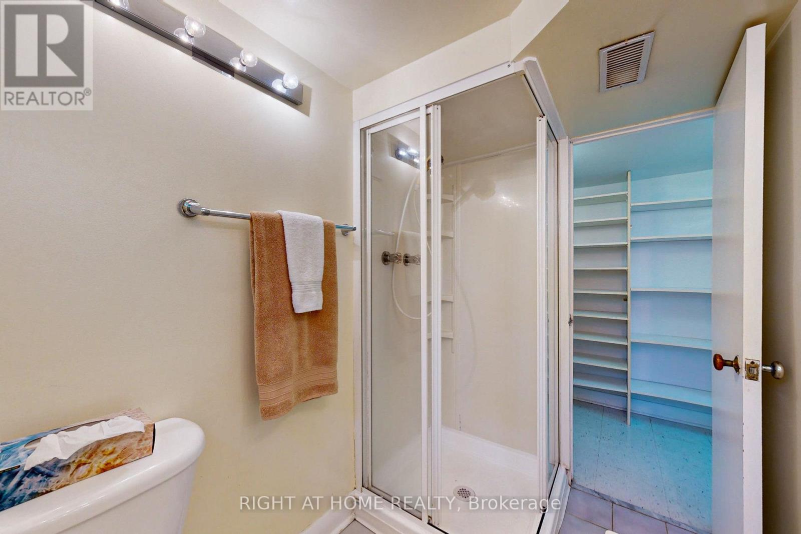 220 Homewood Avenue, Toronto, Ontario  M2M 1K6 - Photo 29 - C11948502