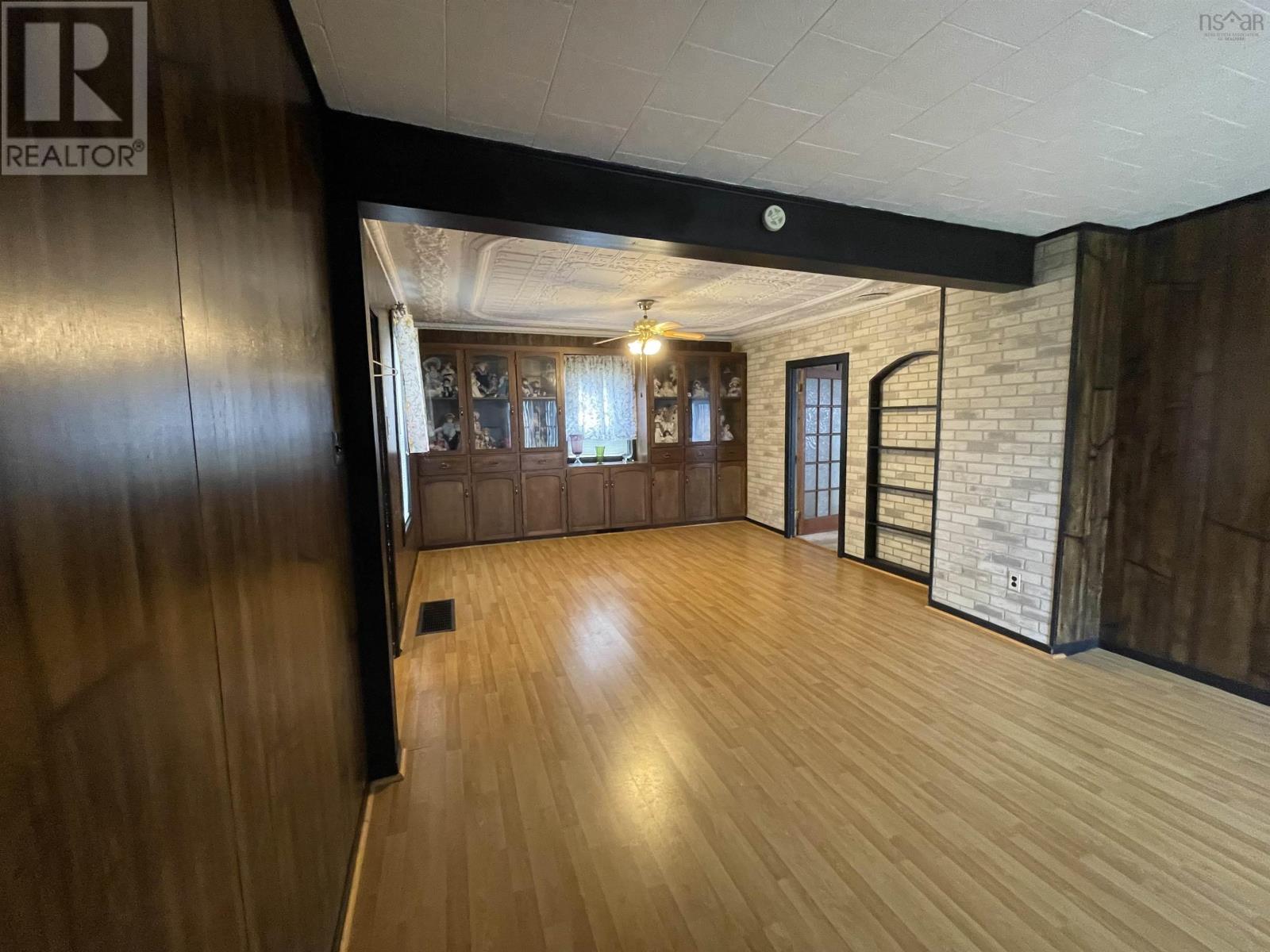 43 Fairmont Street, Mahone Bay, Nova Scotia  B0J 2E0 - Photo 12 - 202501996